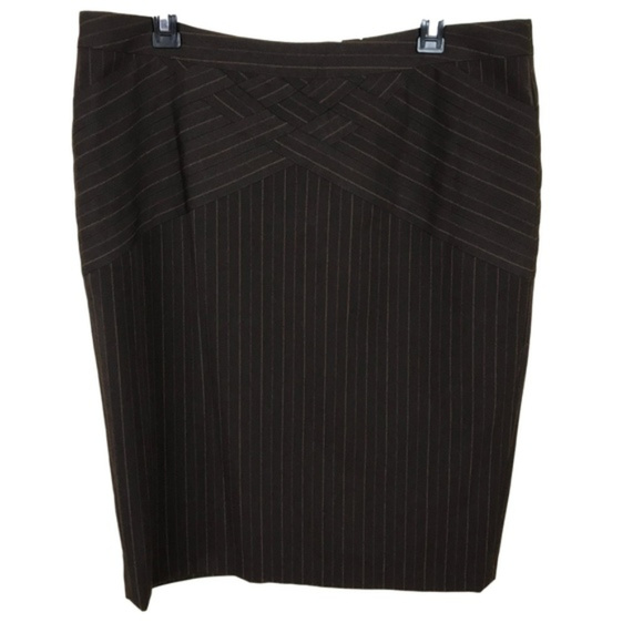 Sandra & Andre Dresses & Skirts - Sandra & Andre Pinstripe Pencil Skirt Size 14